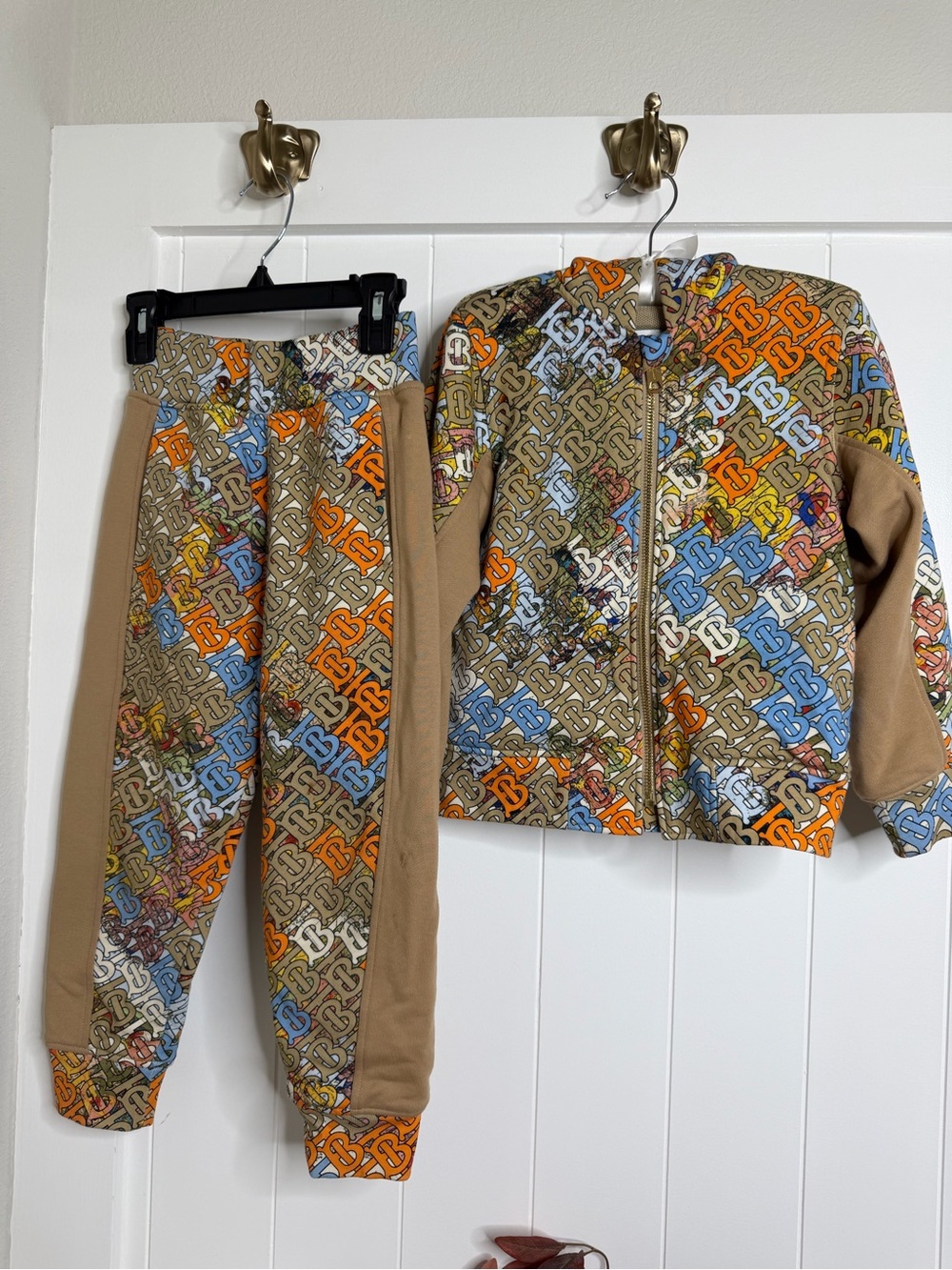 Burberry kids two-pieces tracksuit set multicolor TB Monogram Map Size 6Y Authe